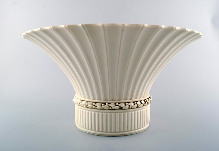 Colossal Art Deco Arno Malinowski (1899-1976) for Royal Copenhagen, Blanc de 
Chine fruit bowl / compote
