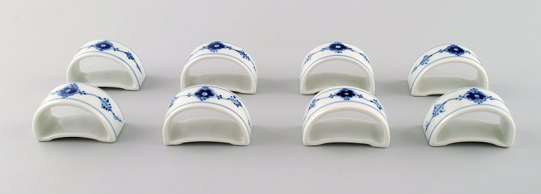 Bing & Grondahl Blue fluted number 567. 8 Napkin rings.
