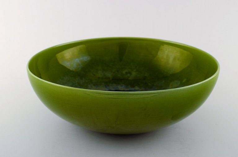 Carl-Harry Stålhane, Rörstrand / Rorstrand, large bowl of stoneware.