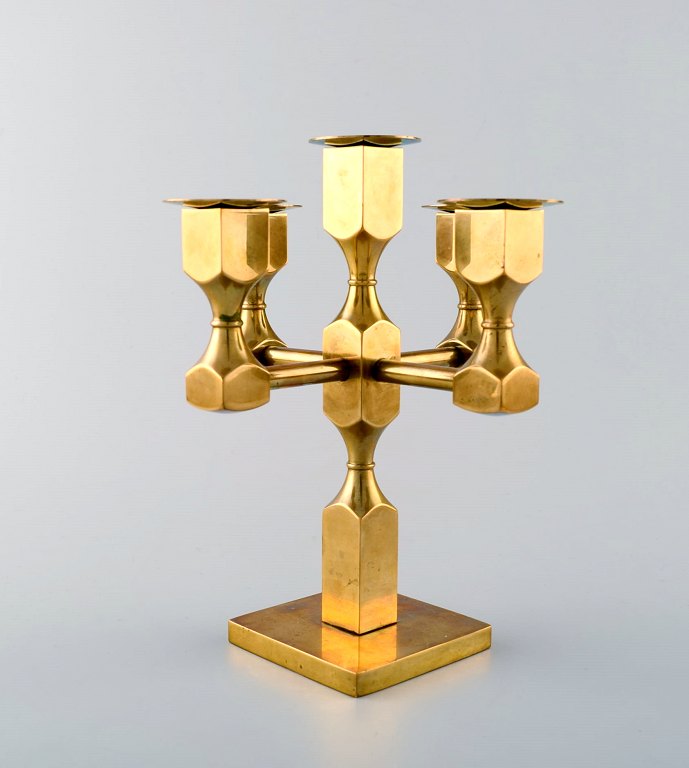 Gusum metal, candlesticks for five candles in brass with candle rings
