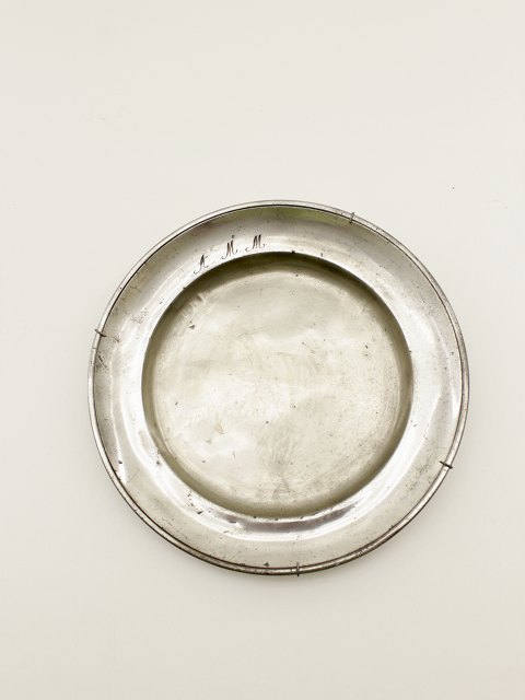 Pewter plate