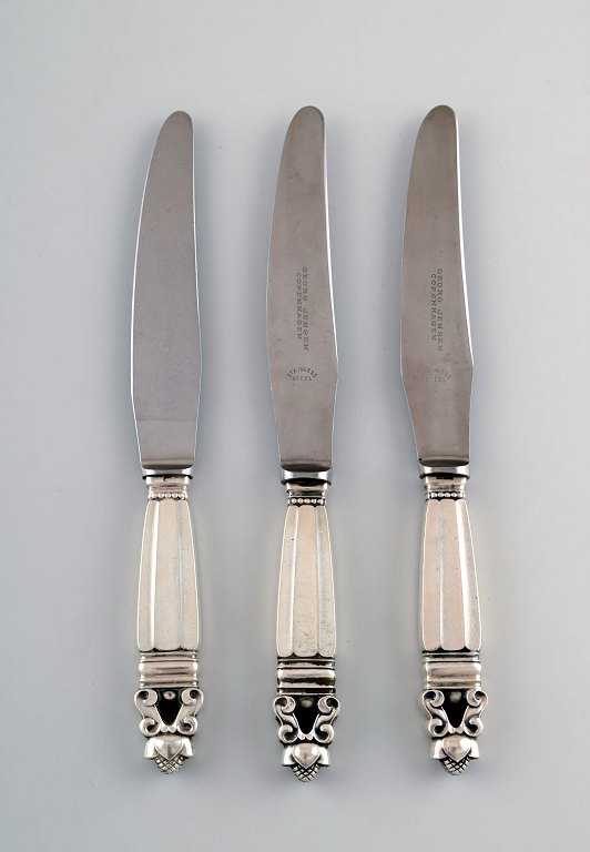 Georg Jensen "Acorn" dinner knife in sterling silver.
3 pcs. in stock.