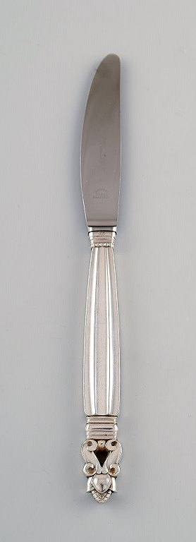 Georg Jensen "Acorn" dinner knife (long handle) in sterling silver.