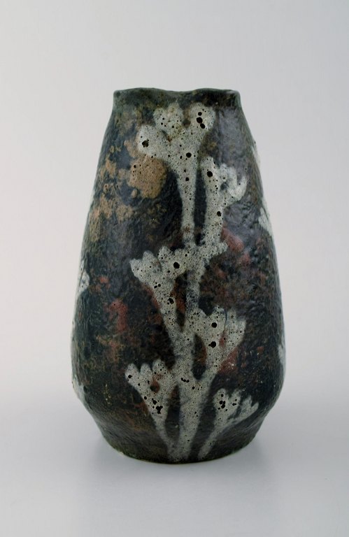 Early, unique Art Nouveau Vase in ceramics by Gunnar Wennerberg, Gustafsberg 
(Sweden) 1905.
