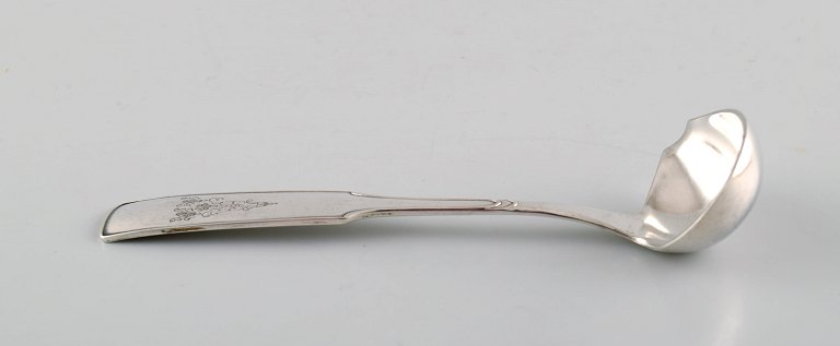 Hans Hansen silverware number 2. butter spoon/small sauce spoon in all silver. 
1938.
