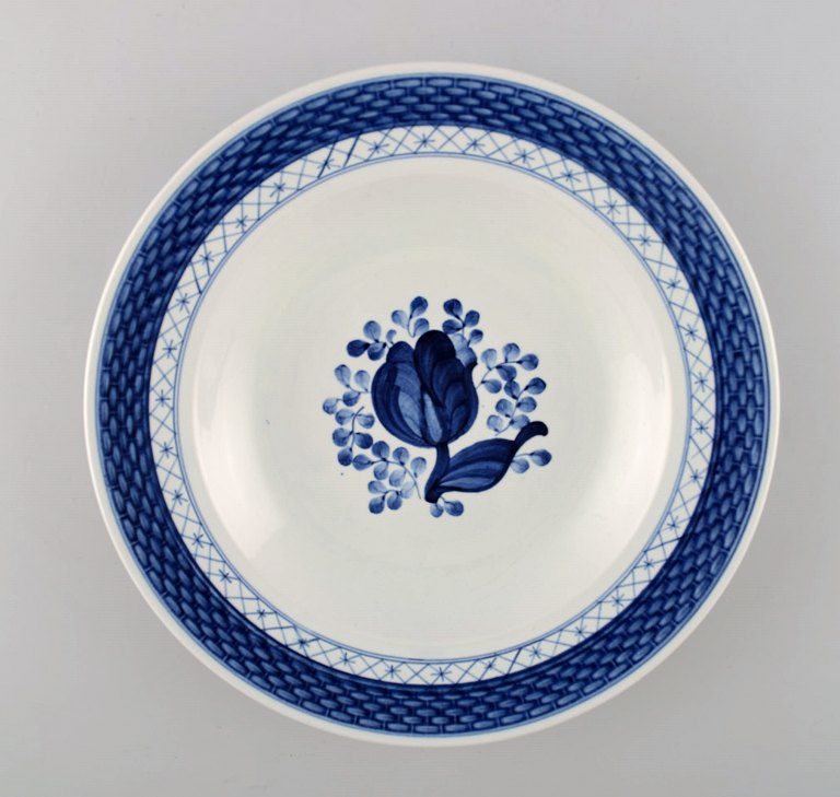 5 pcs. deep plates/soup plates, model number 11/1847. Aluminia, Tranquebar.