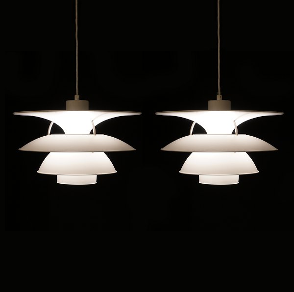 Poul Henningsen: A pair of Charlottenborg pendants. Designed 1979. D: 47cm