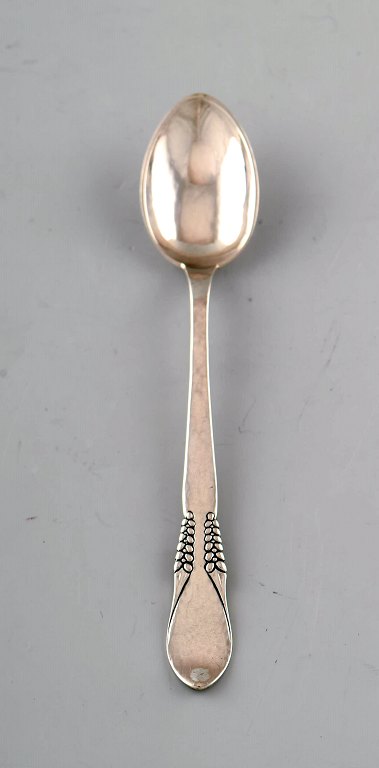 Halgreen, Danish silversmith. Coffee spoon in silver (830). 1925.
