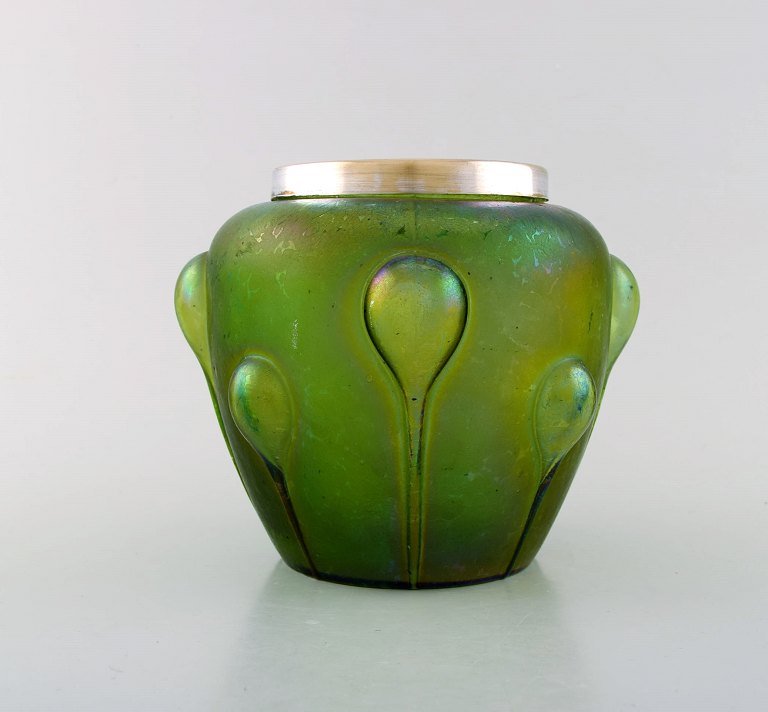 Lötz art nouveau vase in iridescent art glass with silver edge. Austria, early 
20th century.