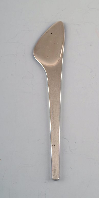 Georg Jensen Caravel butter knife in sterling silver. All silver.
