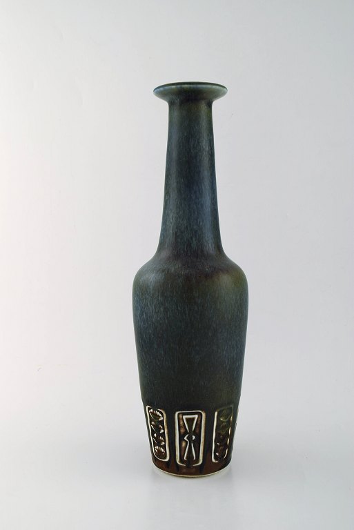 Large Rörstrand / Rorstrand stoneware vase by Gunnar Nylund. 1960