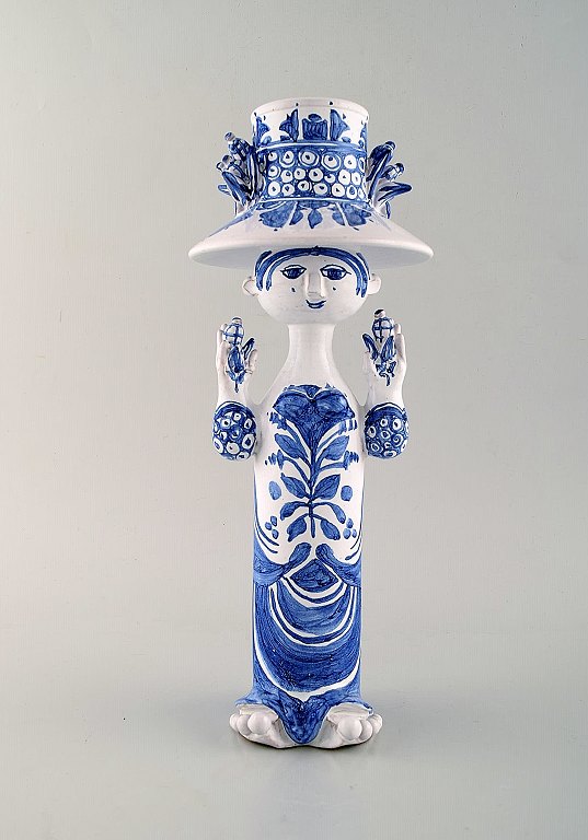 Bjørn Wiinblad ceramics, blue lady with two birds.
Decoration number M35.