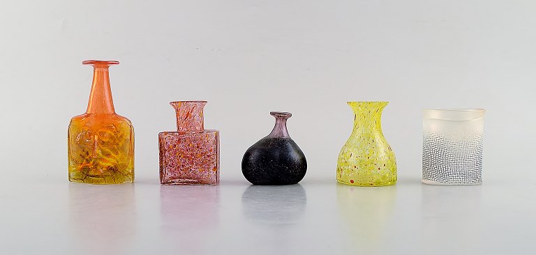 Bertil Vallien for Kosta Boda. Five small vases in mouth blown art glass. 
1980