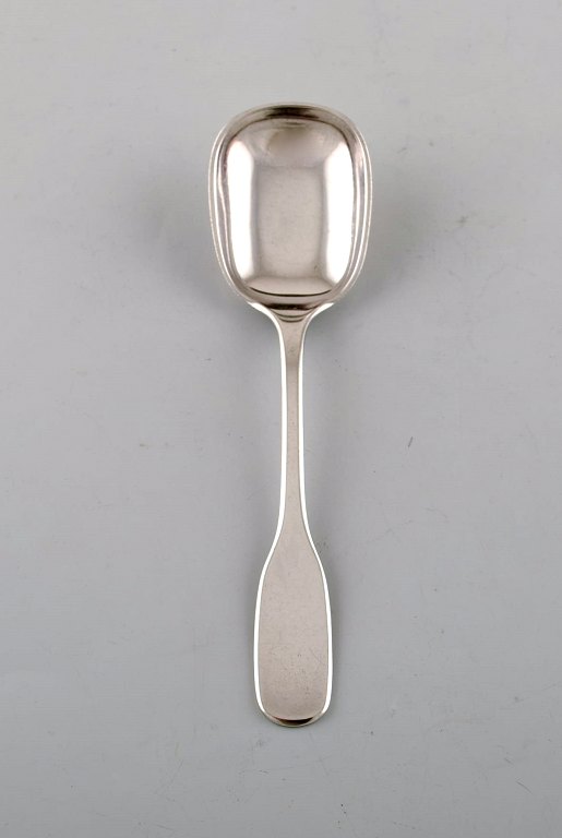 Hans Hansen silver cutlery. "Susanne" sugar spoon in sterling silver. Danish 
design, mid 20th century.