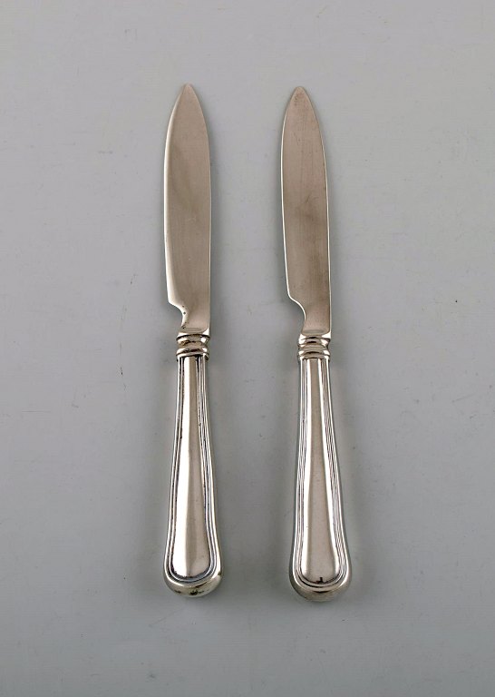 Carl M. Cohr, Denmark. Two "Old Danish" fruit knives in all silver (830). Dated 
1920