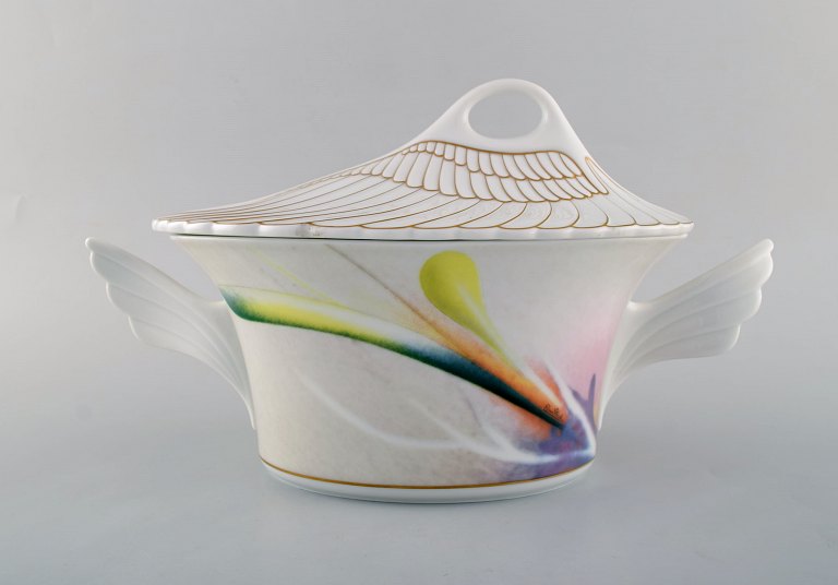 Paul Wunderlich for Rosenthal. Large "Mythos" porcelain tureen. 1980 / 90