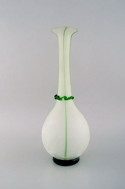 Isfahan Glass. Large vase in green and frosted art glass. Late 20th century.
