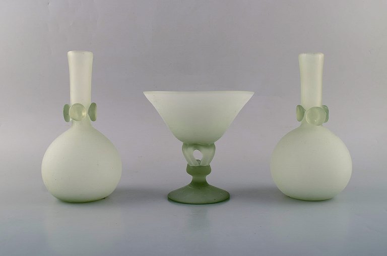Isfahan Glass. Two vases and compote in frosted glass. Late 20th century.
