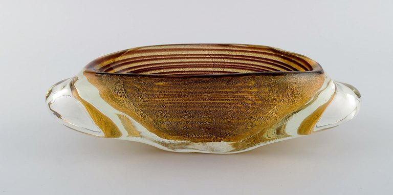 Stor oval Murano skål i mundblæst kunstglas med spiral design. 1960