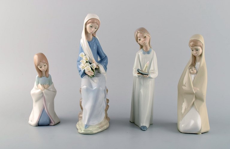 Lladro, Spain. Four porcelain figurines. Girls. 1970 / 80s.
