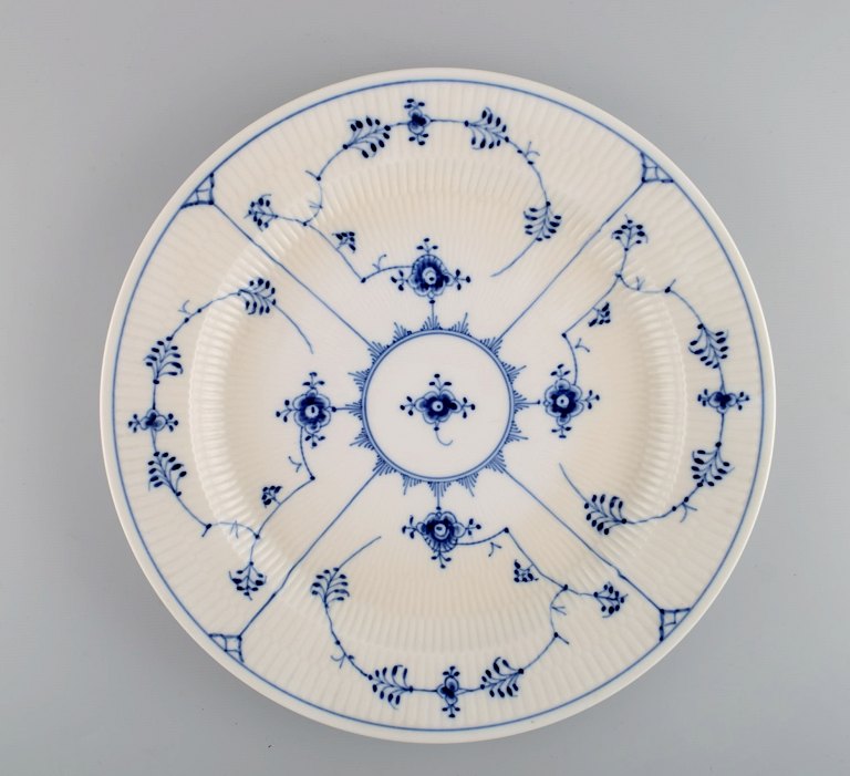 Royal Copenhagen Blue fluted Plain round serving dish. Model number 1/107. Dated 
1948.

