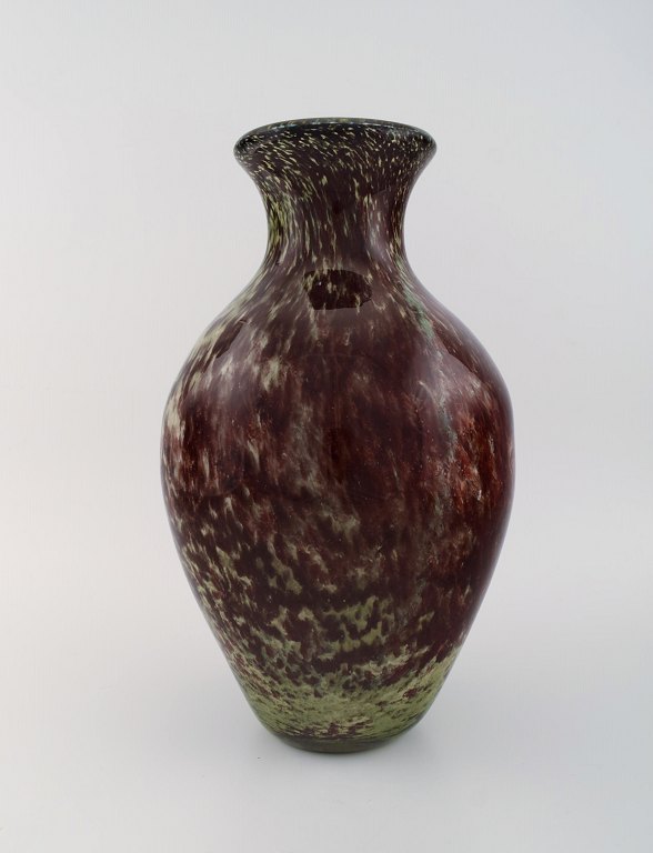 Large Murano vase in mouth blown art glass. 1960s.

