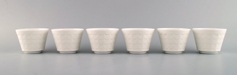 Wilhelm Kåge for Gustavsberg. Seks urtepotteskjulere i porcelæn. Svensk design, 
1960