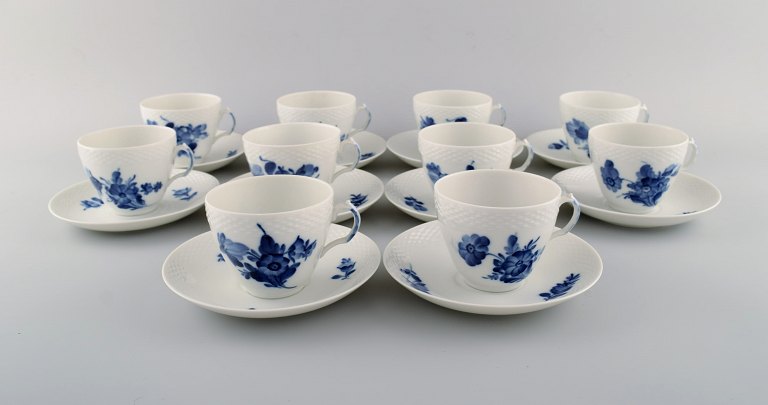 10 Royal Copenhagen Blue Flower Braided coffee cups with saucers. 1960s. Model 
number 10/8261.
