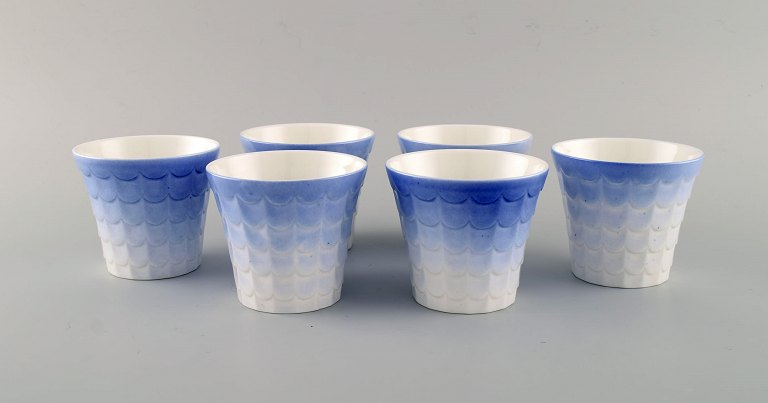 Wilhelm Kåge for Gustavsberg. Seks urtepotteskjulere i porcelæn. Svensk design, 
1960