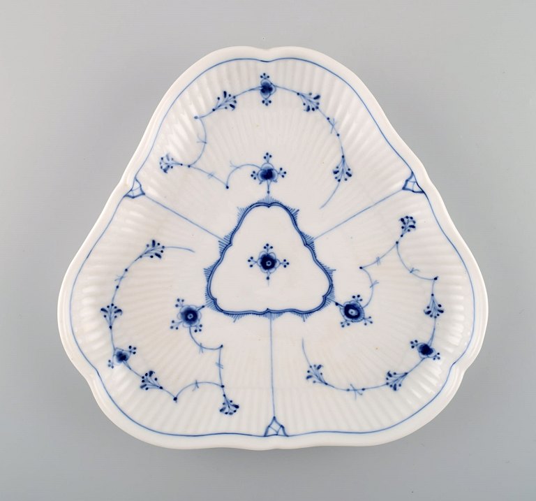 Antique triangular Royal Copenhagen Blue Fluted Plain dish. Mid-19th century.
