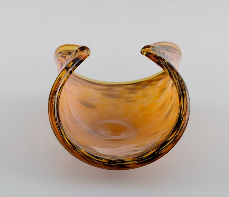 Large Murano bowl in polychrome mouth-blown art glass. 1960s / 70s.
