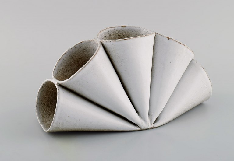 Lisa Hilland, Swedish ceramicist. Sculptural unique vase in glazed stoneware. 
21st Century.
