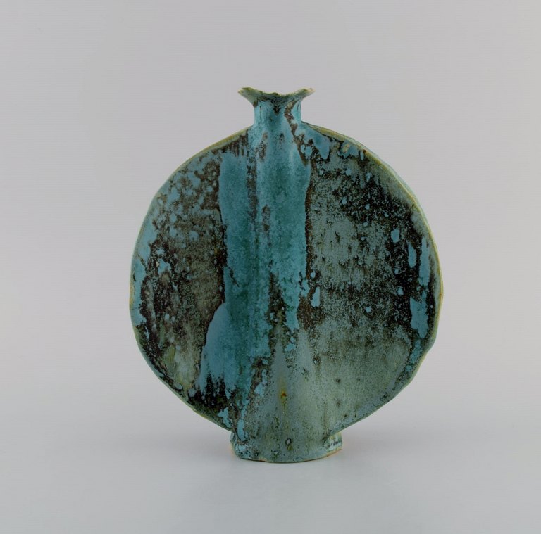 European studio ceramicist. Unique vase in glazed stoneware. 1970