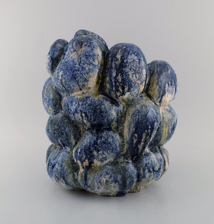 Christina Muff, Danish contemporary ceramicist (b. 1971). Large sculptural 
unique vase in glazed stoneware. Beautiful blue ash glaze on stoneware with 
black chamotte.
