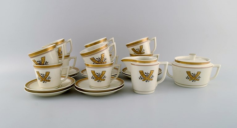 Royal Copenhagen Guldhorn kaffeservice til 10 personer. 1960