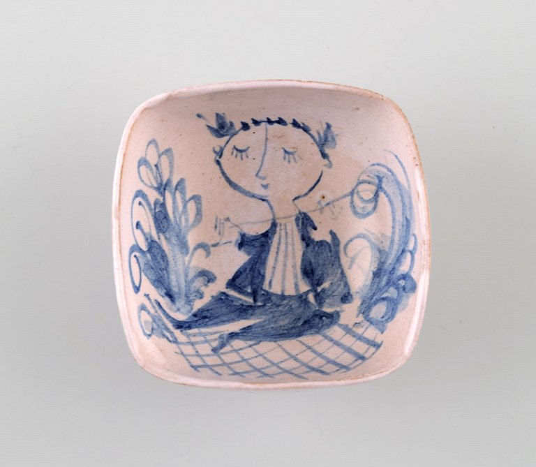 Bjørn Wiinblad (1918-2006), Denmark. Unique miniature bowl in hand-painted 
glazed ceramics. Dated 1951.
