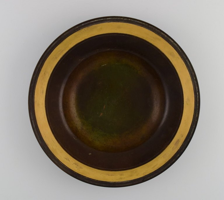 Just Andersen, Denmark. Early art deco dish / bowl in bronze. Model number B 
176. 1920s / 30s.
