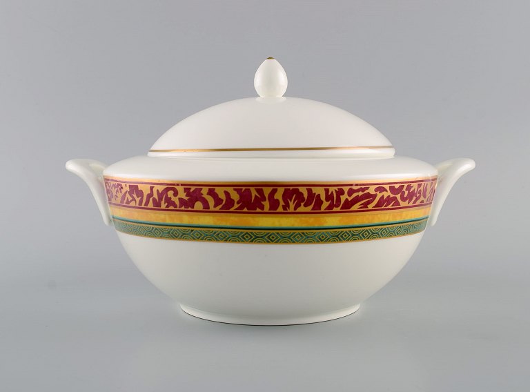 Paloma Picasso for Villeroy & Boch. "My way" porcelain lidded tureen. Colorful 
decoration. 1990s.
