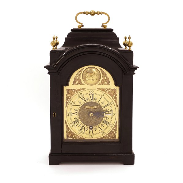 Danish mid 18th century bracket clock by Nicolay e. Ziegenhirt, Copenhagen, 
circa 1740. H: 45cm. W: 25cm. D: 15cm