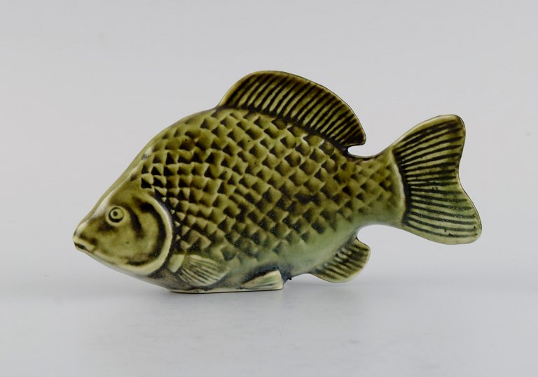 Sven Wejsfelt (1930-2009) for Gustavsberg. Unique Stim fish in glazed ceramics. 
Perch. 1980s.
