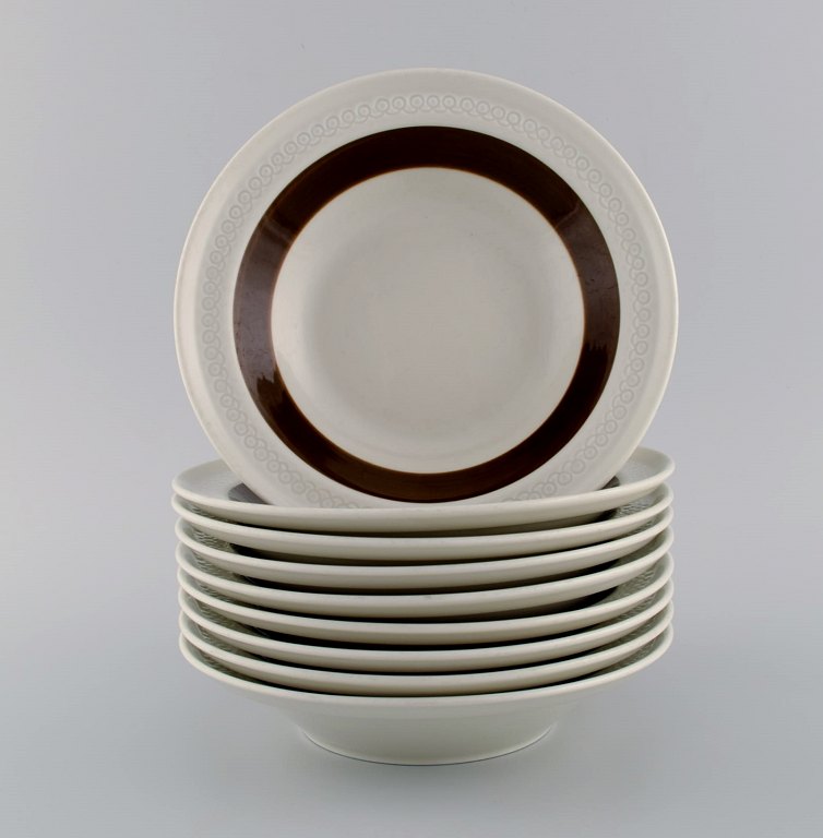 Olle Alberius for Rörstrand. 9 Forma deep plates in glazed stoneware. Dated 
1967-1981.
