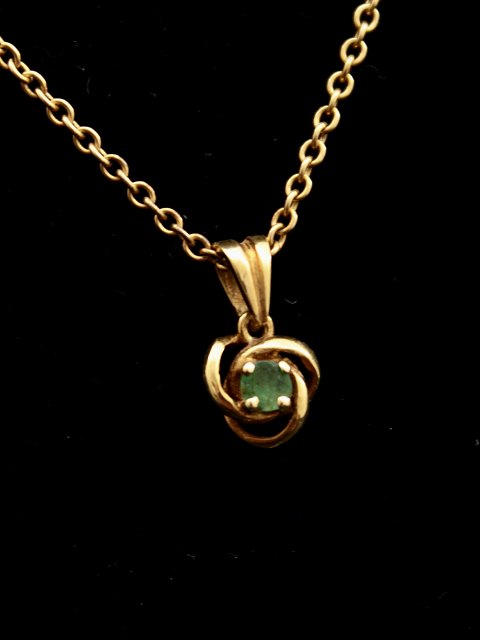 14 carat gold necklace