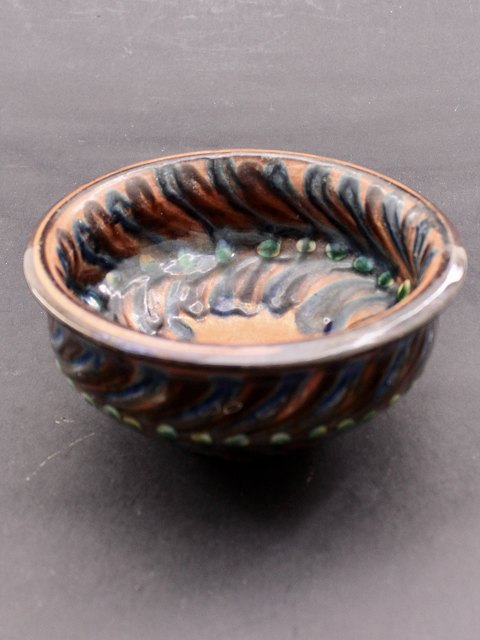 H A Kähler bowl