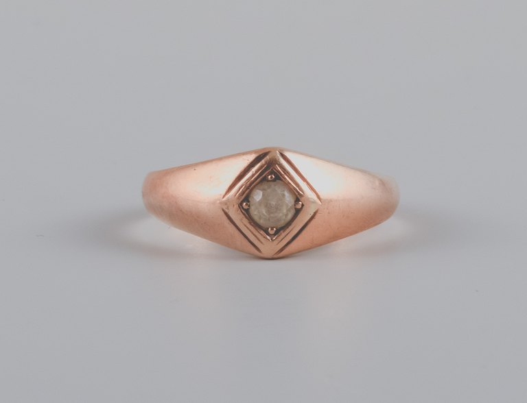 14 karat, guldring, skandinavisk guldsmed, ca. 1960erne, prydet med 
halvædelsten.