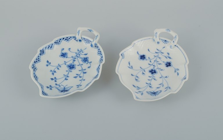 Bing & Grøndahl, Kipling, a pair of saucers with handles.