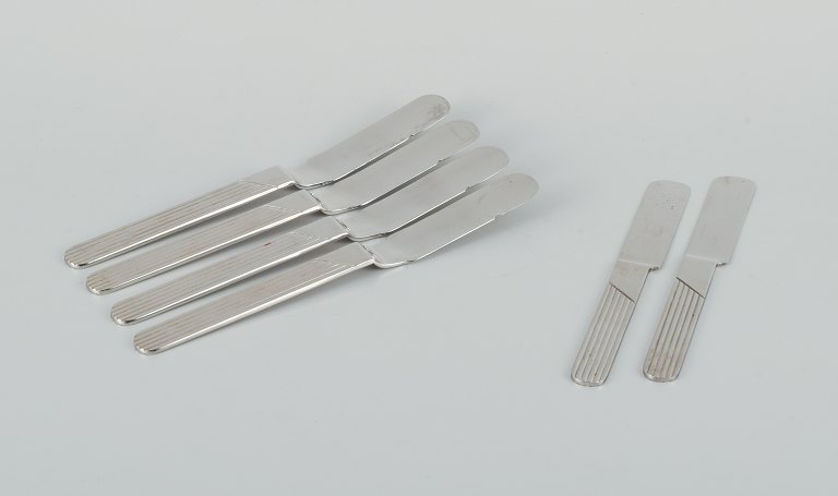 Nils Johan. Modernist cutlery consisting of four fish knives and two butter 
knives.