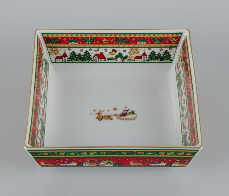 Maebata, Japan, porcelain dish with Christmas motif.