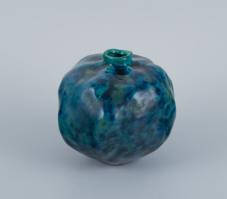 Hans Hedberg (1917-2007) for Biot, France, unique ceramic vase with glaze in 
blue-green shades.