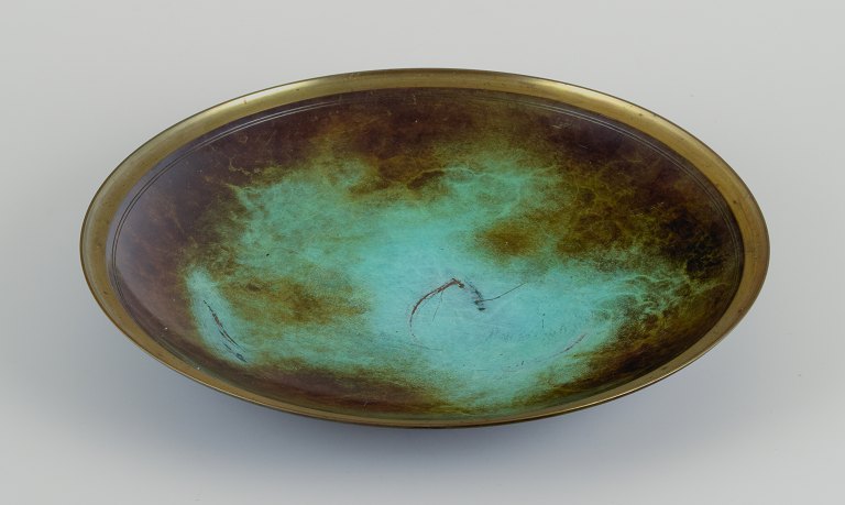 Just Andersen, large art deco bowl in alloyed bronze.