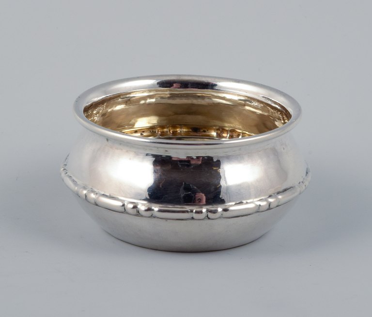 Evald Nielsen, hammered salt cellar in Danish 830 silver.